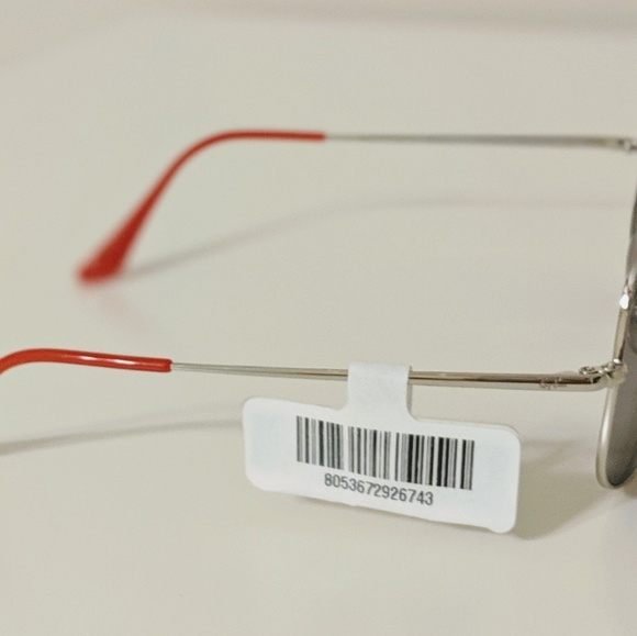 Ray-Ban sunglasses - Picture 2 of 5